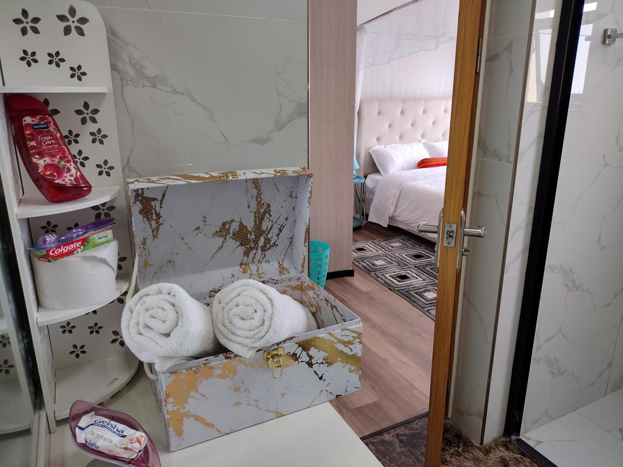 Lenayan Park View Bed and Breakfast Mlolongo Εξωτερικό φωτογραφία
